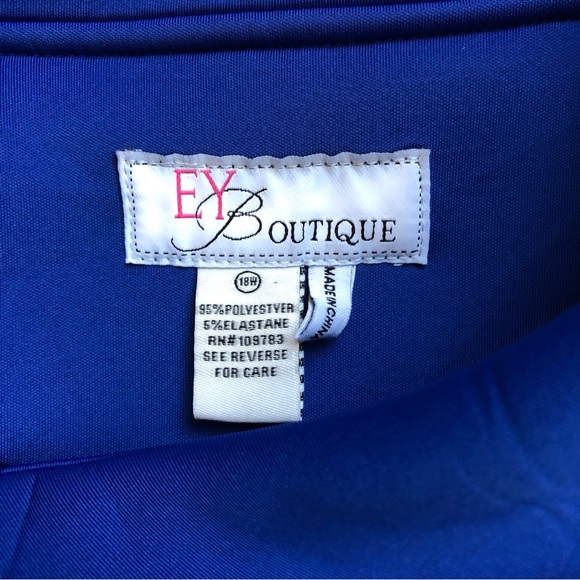 UNIQUE TOP - Picture 3 of 5